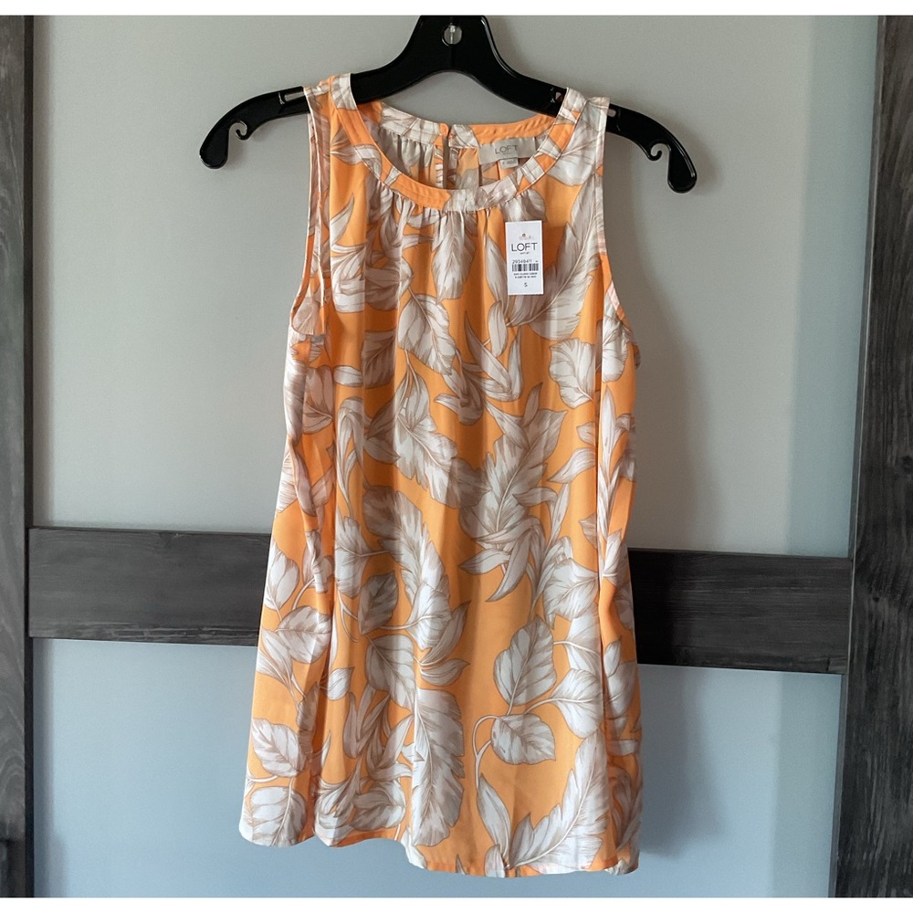 NWT-Sleeveless Blouse